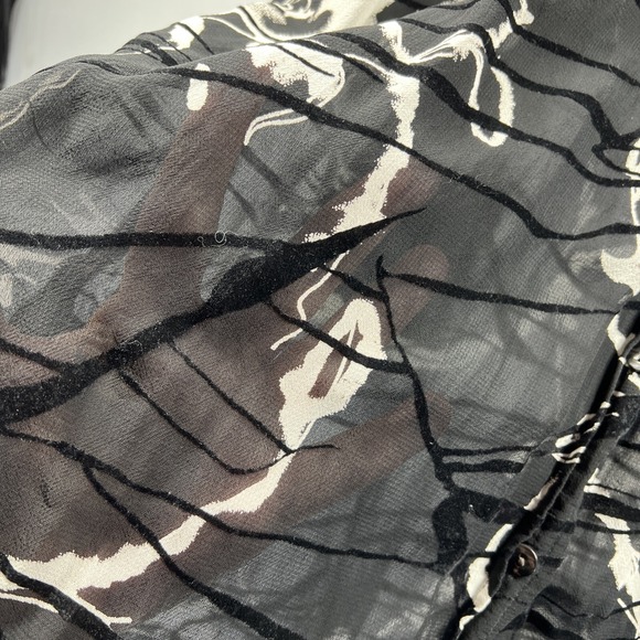 Chicos Design Women's Blouse XL Black Velvet Burnout Sheer Tunic Side Slits - Picture 4 of 8